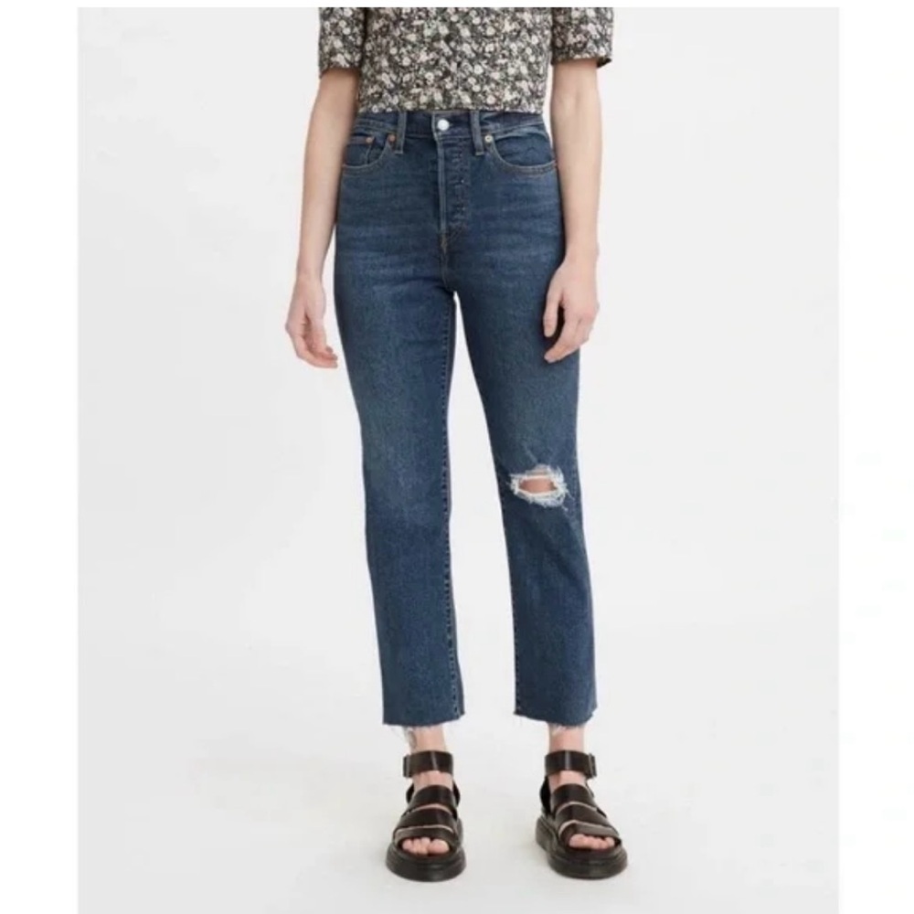 Levi’s Wedgie Straight Button fly Jeans Size 27 Blue